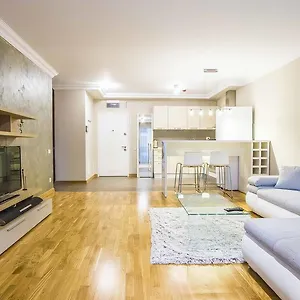 Incity Premium Garden Stay-central &private Terrace Apartament