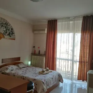 Bratianu Studio Apartament