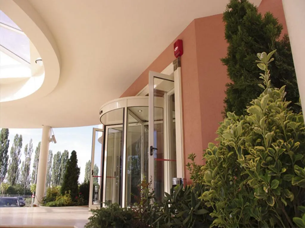 Monte Carlo Palace Rooms Βουκουρέστι