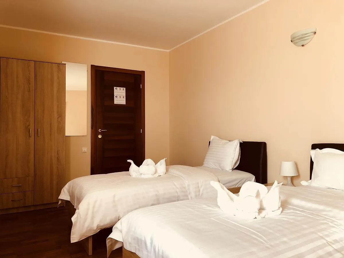Monte Carlo Palace Rooms 부쿠레슈티 0*,  루마니아