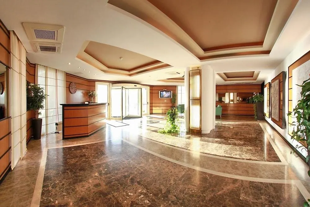 Monte Carlo Palace Rooms Bucureşti