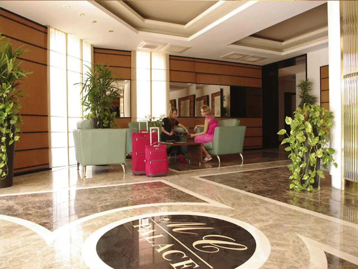 Monte Carlo Palace Rooms Bucureşti Hostel